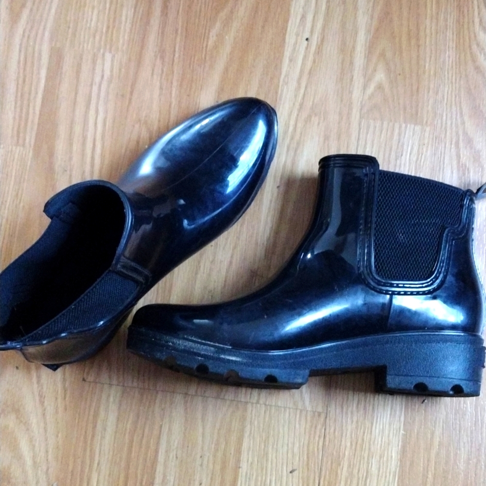 Black Size 9 Ankle height Rain/Riding boots